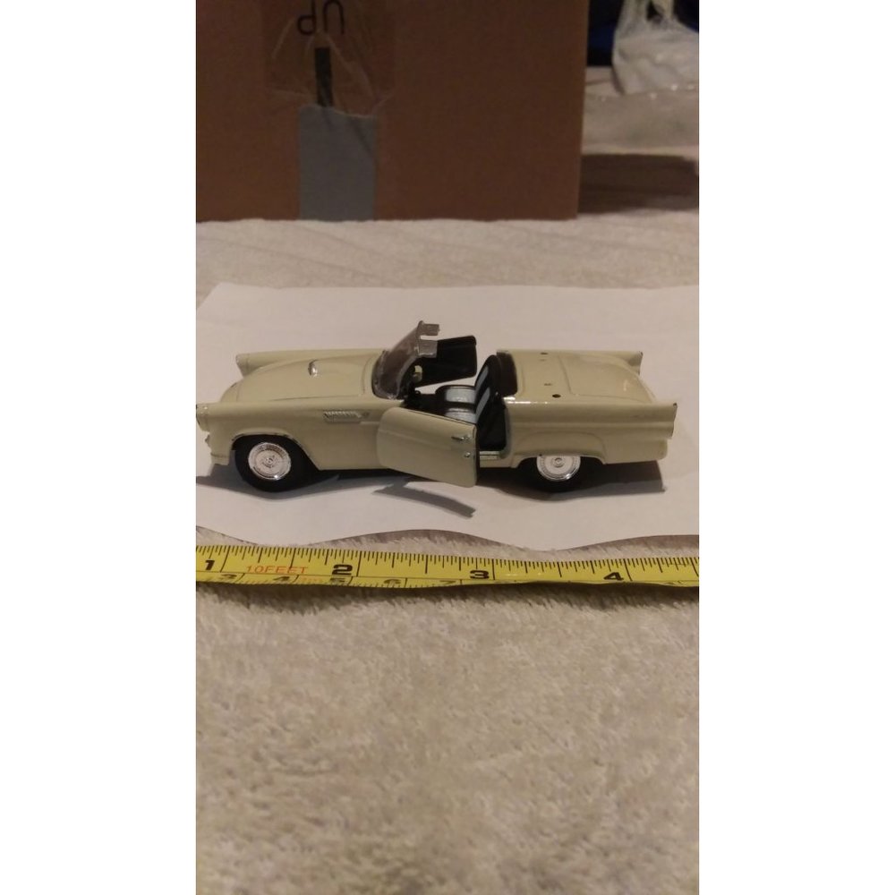 1955 Ford Thunderbird 1//38 scale 2020 Welly NEX model